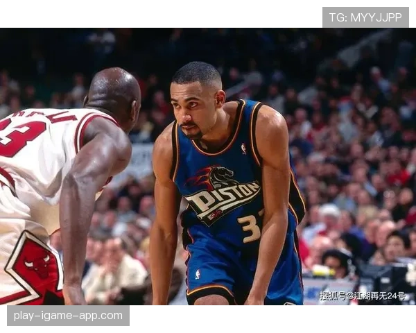 格兰特·希尔挡拆中距离效率超越同代得分手拉开差距